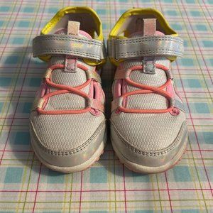 Carter's Velcro slip on shoe size 8